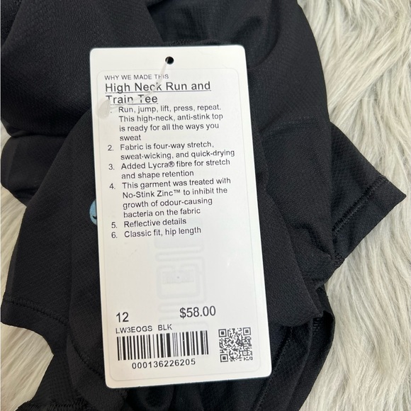 Lululemon high neck run and train tee - Picture 8 of 8